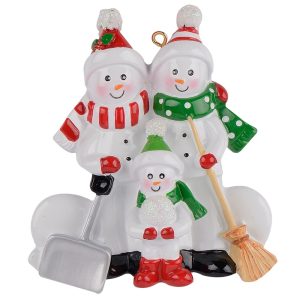 Maxora Personalized Snowman Family with Shovel of 3