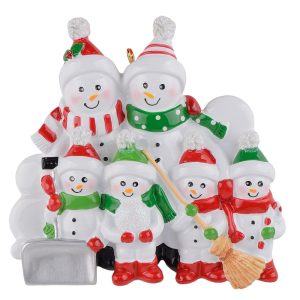 Maxora Personalized Snowman Family with Shovel of 6